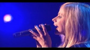 Avril Lavigne - Live At Budokan 2005 - I'm With You