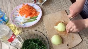 Салат по корейски из проросшего гороха. Микрозелень. Очень вкусный салат.