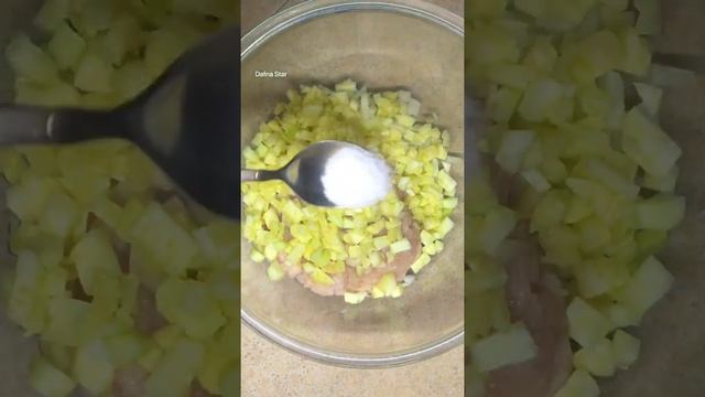 ФАРШИРОВАННЫЕ КАБАЧКИ (ЁЖИКИ) на СКОВОРОДЕ Рецепт смотреть онлайн