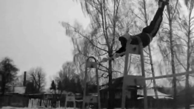 Тренировка Street Workout в Карачеве! смотреть онлайн
