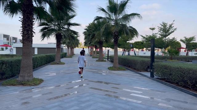 Отели для элиты в Дубае. Th8 Palm Jumeirah Dubai 5* | Hotel and House | Fluid Beach Club смотреть онлайн