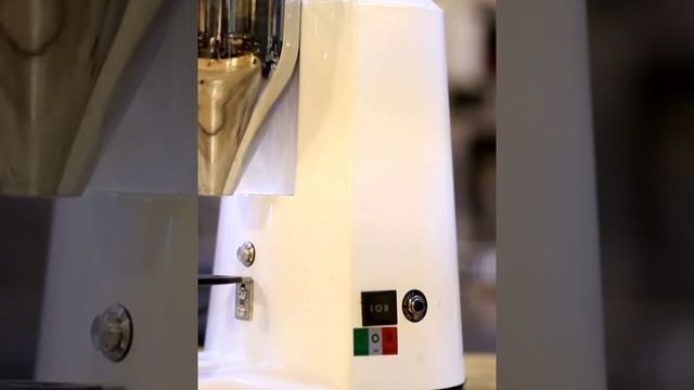 900A研磨机操作视频-- 900A coffee grinder machine operation video