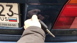 Как открыть bmw e39 с мертвым АКБ