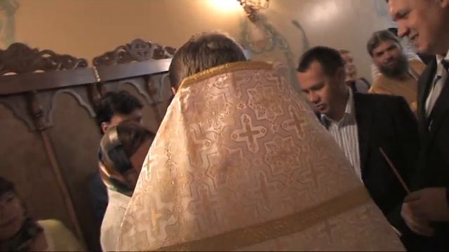 крестины малыша 8-952-214-23-01 смотреть онлайн