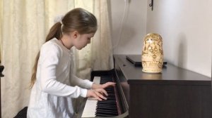 Р. Глиэр "Листок из альбома" (фортепиано), исп. Е. Борсук, пр. З.М. Керимова, R. Glier  "Album Leaf