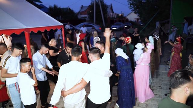 Цыганская красивая свадьба в Чебоксарах Тома и София 05/08/24 видео 3 часть смотреть онлайн