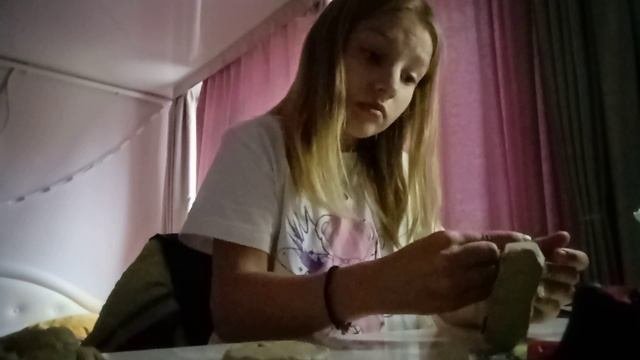 как сделать из пластилина
полезную вещь