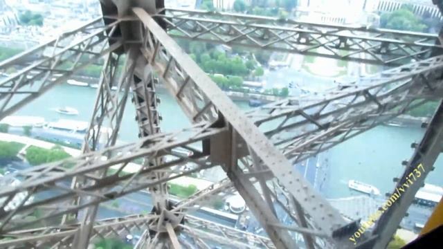 France. The descent on the elevator with the Eiffel Tower in Paris Франция. смотреть онлайн