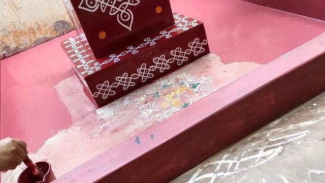 Tulasi Kota muggulu | Tulsi pot painting | Decoration ideas | Healthy& Bushy Tulsi plant |Terracott смотреть онлайн