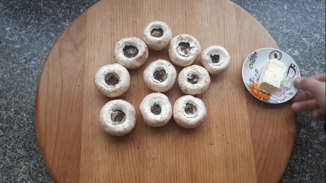 Шашлык из грибов шампиньонов. Картошка  с салом на мангале.