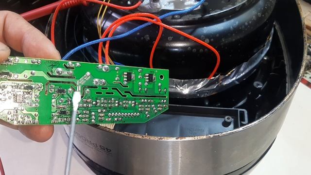 Мультиварка REDMOND светится но не греет - ремонт смотреть онлайн