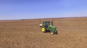 CORN PLANTING 2020 IS UNDERWAY! - John Deere 4440 & 7200 6 Row