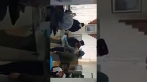 На избирательном участке 7187 Чуйской области из-за поломки АСУ образовалась большая очередь.