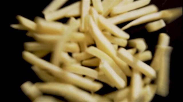 FRIGGITRICI ad ARIA: Riduci più dell'80% i grassi. Si, ma quale scegliere? смотреть онлайн