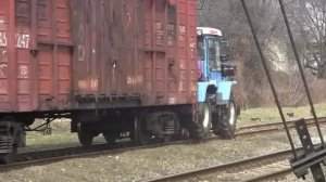 Локомобиль MMT-2 на базе трактора XT3-150K-09-25 (производство ООО "Спецкран", г. Харьков)