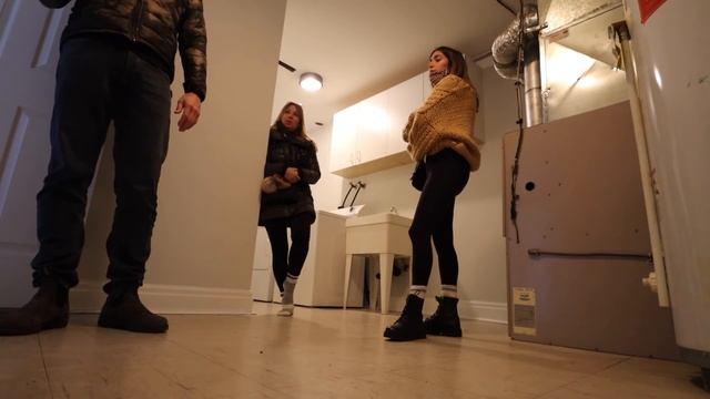 FIRST LOOK at my NEW HOUSE! Sneak peek of the fixer upper! смотреть онлайн