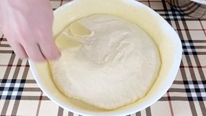 Ленивый пирог с сайрой на кефире