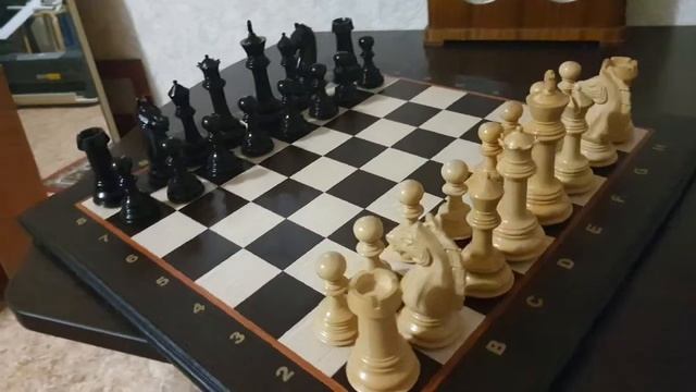 Шахматные фигуры Индия. vk.com/andrejnevodnicij смотрите фото,выбирайте шахматы Стаунтон пишите смотреть онлайн
