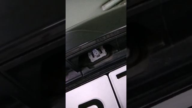 Замена ламп подсветки номерного знака Mazda cx-5 2017г.В смотреть онлайн