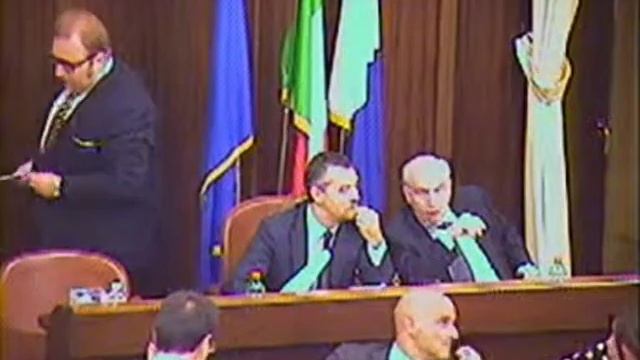 Consiglio Comunale del 10 ottobre 2013 - Punto 3 смотреть онлайн