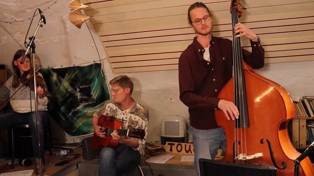 Brewing Kykeon смотреть онлайн