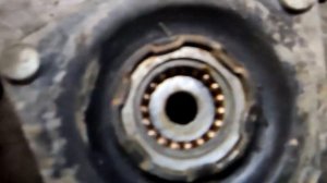 Станок для разборки и сборки стоек автомобиля