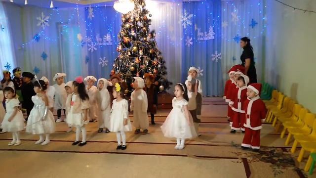 Праздник новый год смотреть онлайн