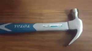 Молоток Total