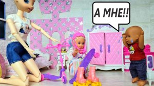 А МНЕ!? Катя и Макс веселая семейка смешные куклы сериал Даринелка ТВ