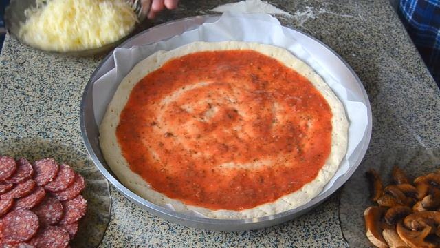 Как раскатать тесто для ПИЦЦЫ - выпуск #31 смотреть онлайн