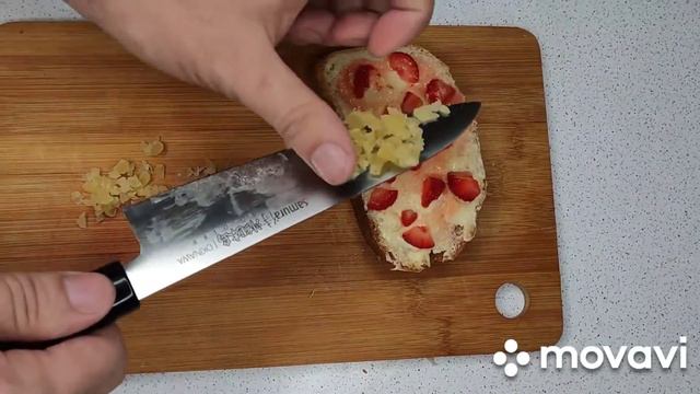 Приготовление бутерброда на ночь, когда печенье закончилось.. смотреть онлайн