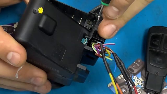 Mercedes W210 не поворачивается ключ в замке зажигания смотреть онлайн