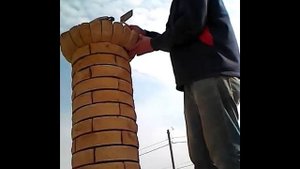 Кладка круглых колонн из кирпича с расширением вверху