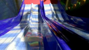 Детский Развлекательный Центр с Батутами Горками и Бассейном с шариками