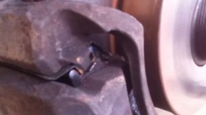 Вибрация суппорта