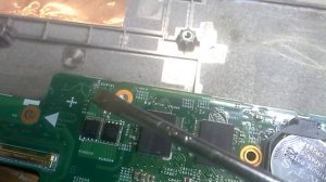 Dell Inspirion 5523 не включается