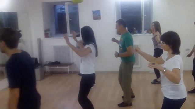 Бачата с Чино для начинающих - Jaime Zabala "Que Seas Feliz" смотреть онлайн