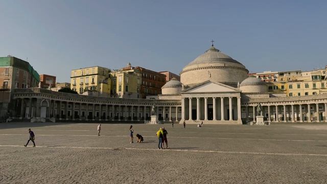4K Walking Tour Naples, Italy | Galleria Umberto I - Piazza del Plebiscito смотреть онлайн