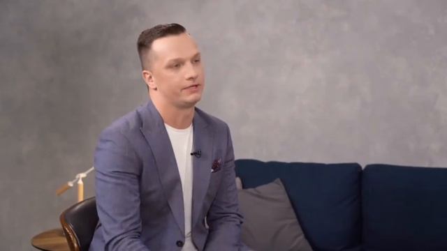 БИЗНЕС ИСТОРИЯ..mp4 смотреть онлайн