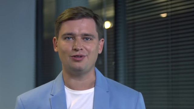 Видеообзор сверхширокоугольного объектива Canon EF 11-24mm f/4L USM смотреть онлайн