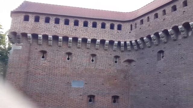Florian Gate and Barbican in Kraków смотреть онлайн