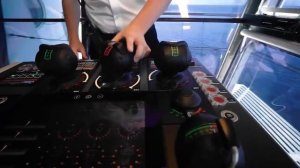 Круизный лайнер  Анатомия монстров