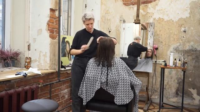Как не укладывать волосы каждый день? Подкаст + стрижка | Екатерина Азаркевич
