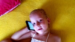 Даша и Доктор Саша играем в доктора