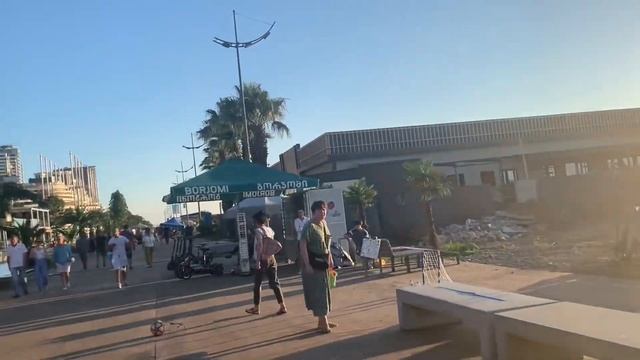 БАТУМИ. ПРО МОРЕ, ЦЕНЫ НА ЕДУ. КРАСИВЕЙШИЙ ЗАКАТ. 18 ИЮЛЯ 2023. смотреть онлайн