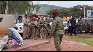 ЦАР_ Банги_ Памятная церемония в день рождения Е Пригожина у памятника защитникам республики.