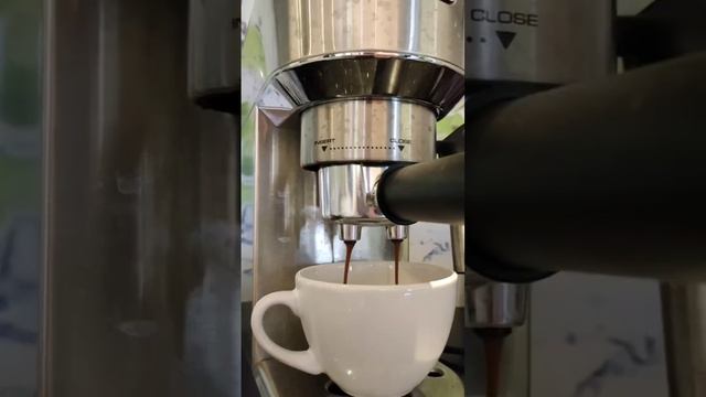 Что польется в конце? #что #конец #кофемашина #кофеварка смотреть онлайн