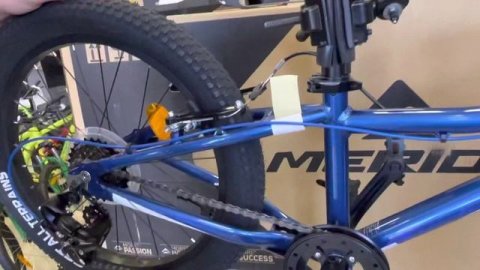 Детский Merida J20+ECO 2021), велосипед для будущих гонщиков