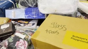 ТОВАРЫ ИЗ ПАЛЛЕТ В МАГАЗИНЕ ПОТЕРЯННЫХ ПОСЫЛОК