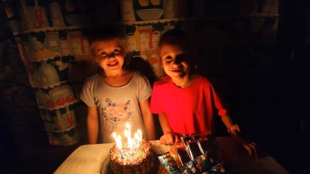 ? Синички празднуют День синичек ? смотреть онлайн